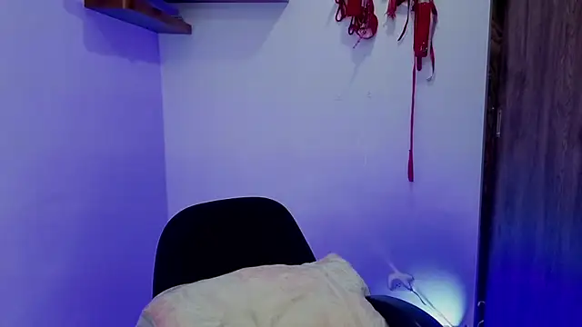 avans 15 online show from November 30, 2025, 7:40 pm