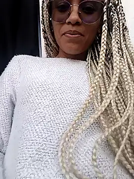 Snapshot of BlairSamy chatting on December 24, 2024, 8:49 pm BlairSamy online show from December 24, 2024, 8:49 pm