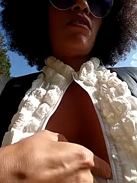 Snapshot of BlairSamy chatting on January 22, 2025, 8:28 pm BlairSamy online show from January 22, 2025, 8:28 pm