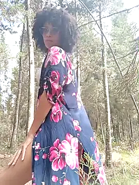 Snapshot of BlairSamy chatting on March 19, 2025, 7:38 pm BlairSamy online show from March 19, 2025, 7:38 pm