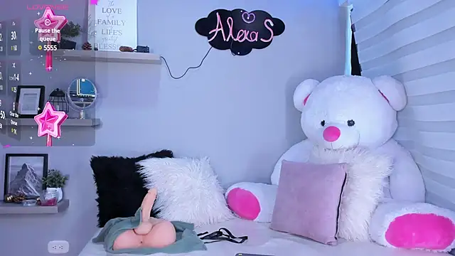Alexasmith06 online show from February 27, 2025, 7:26 pm