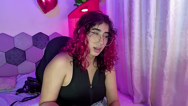 Horny tgn online show from March 22, 2026, 6:44 pm