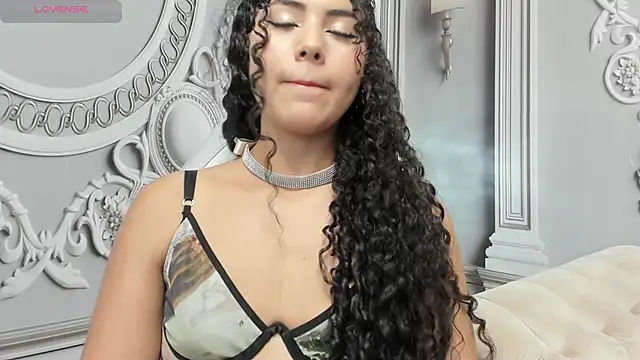 Snapshot of joselyn_sexy_ chatting on January 17, 2025, 10:01 pm joselyn sexy online show from January 17, 2025, 10:01 pm