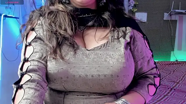 Gulabi Queen online show from February 26, 2025, 5:31 am