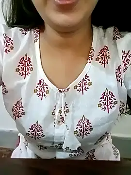 Snapshot of Arohi_is_Live chatting on March 16, 2025, 9:16 am Arohi is Live online show from March 16, 2025, 9:16 am