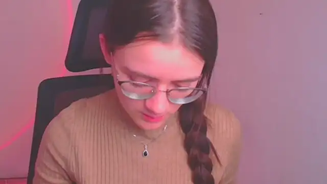 Snapshot of Josephine_jo chatting on December 12, 2024, 12:33 pm Josephine jo online show from December 12, 2024, 12:33 pm