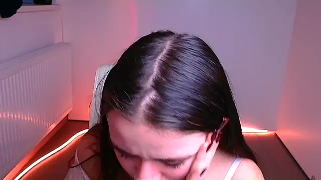 Josephine jo online show from December 15, 2024, 4:29 am