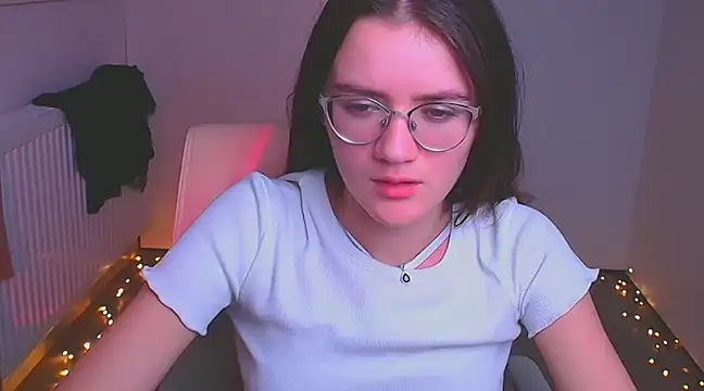 Snapshot of Josephine_jo chatting on December 20, 2024, 1:36 am Josephine jo online show from December 20, 2024, 1:36 am