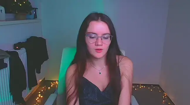 Snapshot of Josephine_jo chatting on December 25, 2024, 10:48 pm Josephine jo online show from December 25, 2024, 10:48 pm