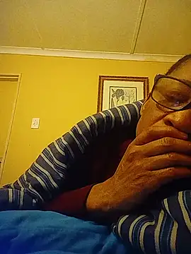 Snapshot of bustybillies chatting on June 24, 2026, 11:37 pm bustybillies online show from June 24, 2026, 11:37 pm