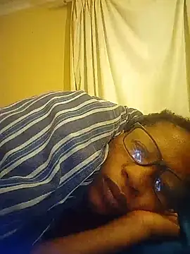 Snapshot of bustybillies chatting on July 1, 2026, 3:52 am bustybillies online show from July 1, 2026, 3:52 am