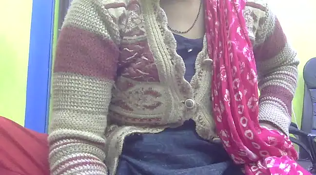 CUTYHINA 001 online show from December 2, 2024, 4:09 am