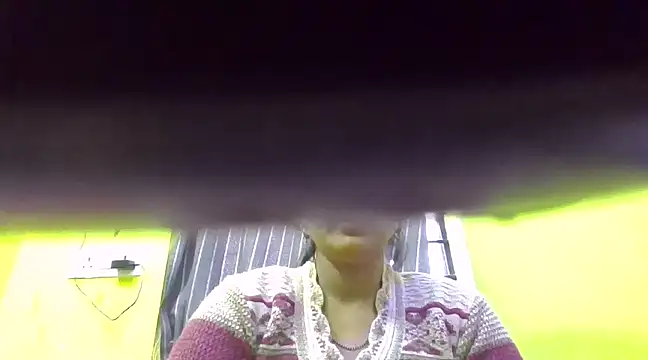 CUTYHINA 001 online show from December 9, 2024, 10:32 am