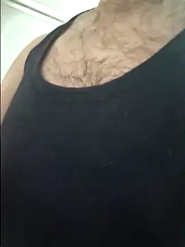 dnnzzcrynn online show from November 16, 2025, 2:22 pm