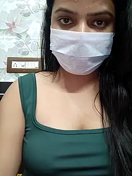 Myloveurvi online show from April 23, 2026, 10:14 am