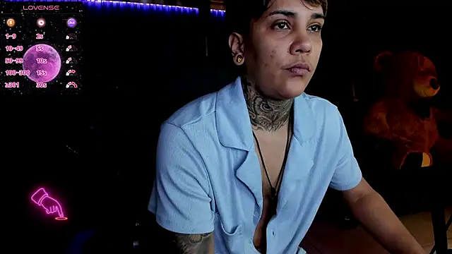 Snapshot of ZhoeStrong chatting on March 11, 2025, 3:45 pm ZhoeStrong online show from March 11, 2025, 3:45 pm