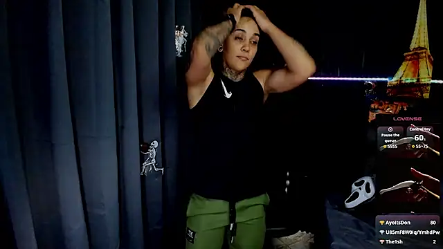 Snapshot of ZhoeStrong chatting on November 1, 2025, 9:55 am ZhoeStrong online show from November 1, 2025, 9:55 am