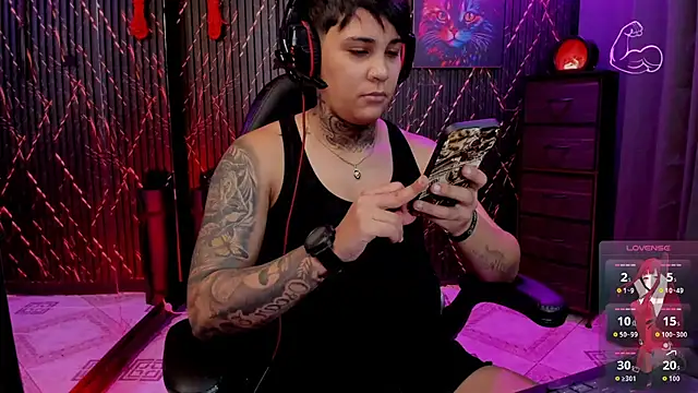 ZhoeStrong online show from February 28, 2026, 6:42 pm