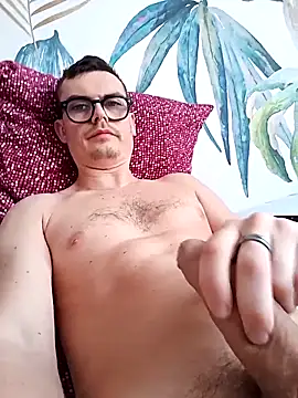 GLouglou19 online show from March 7, 2026, 10:12 am