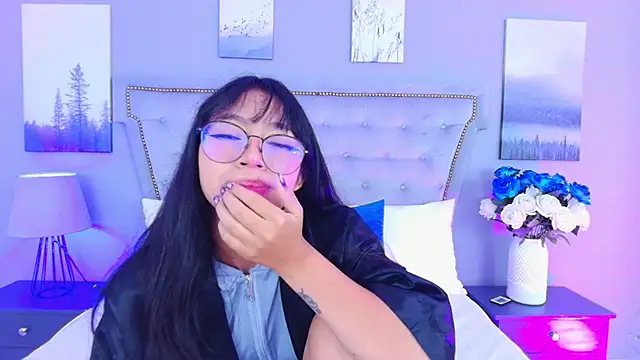 Yommi Winx online show from October 4, 2025, 1:14 am