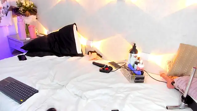 Martina Miiller online show from April 1, 2026, 1:41 pm