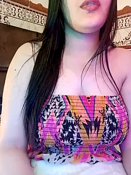 Snapshot of im_here- chatting on February 8, 2025, 3:31 pm im here- online show from February 8, 2025, 3:31 pm