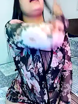 Snapshot of im_here- chatting on September 17, 2025, 7:48 pm im here- online show from September 17, 2025, 7:48 pm