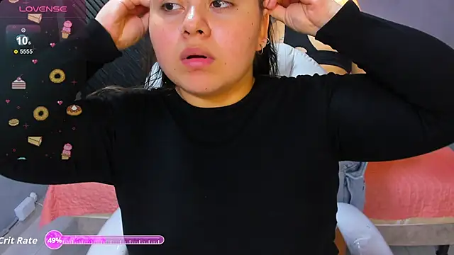Snapshot of Laia_and_Aloby chatting on June 26, 2026, 11:09 pm Laia and Aloby online show from June 26, 2026, 11:09 pm
