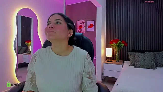 natasha  jackson online show from March 26, 2026, 1:28 pm