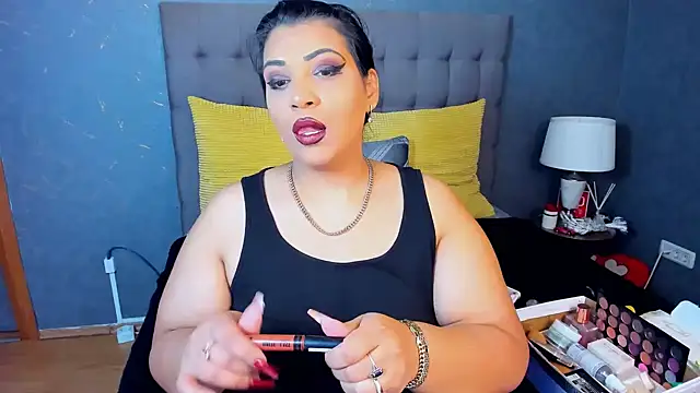 AmyCubes online show from November 25, 2025, 6:24 am