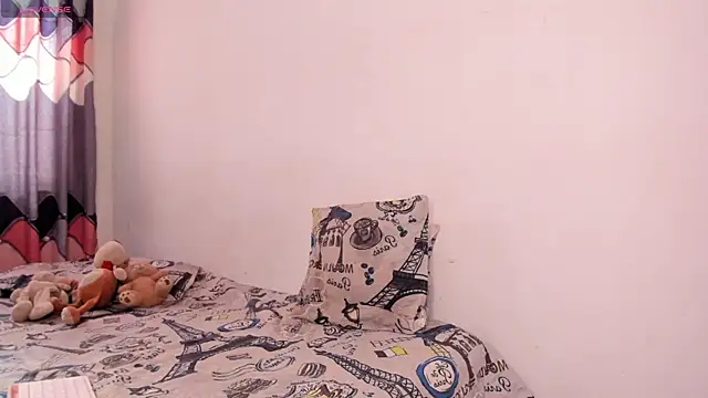 Snapshot of Emiily_Miller chatting on February 5, 2025, 8:46 pm Emiily Miller online show from February 5, 2025, 8:46 pm