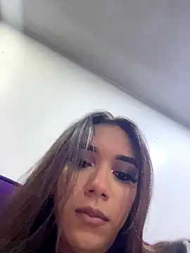 Nikol Rang   online show from November 4, 2025, 6:51 pm