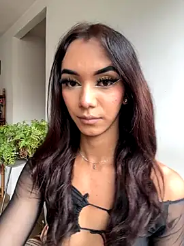 Snapshot of Nikol_Rang__ chatting on November 14, 2025, 6:06 pm Nikol Rang online show from November 14, 2025, 6:06 pm