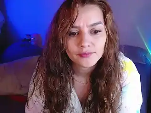 Snapshot of Lu_perez chatting on February 13, 2025, 3:18 am Lu perez online show from February 13, 2025, 3:18 am