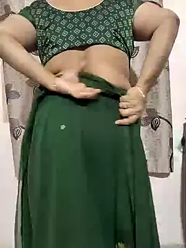 Snapshot of bhuvana555 chatting on December 24, 2024, 5:55 pm bhuvana555 online show from December 24, 2024, 5:55 pm