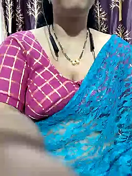 Snapshot of bhuvana555 chatting on February 1, 2025, 5:58 pm bhuvana555 online show from February 1, 2025, 5:58 pm