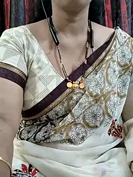 Snapshot of bhuvana555 chatting on October 16, 2025, 4:02 am bhuvana555 online show from October 16, 2025, 4:02 am