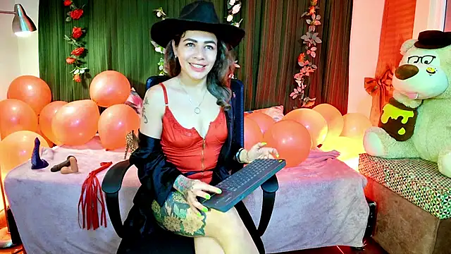 Snapshot of oriana_thomson2 chatting on February 14, 2025, 4:04 am oriana thomson2 online show from February 14, 2025, 4:04 am