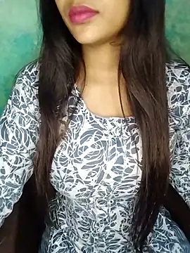 Sreya213 online show from October 16, 2025, 4:13 am