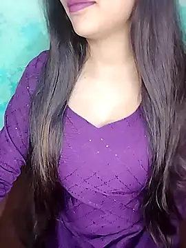 Sreya213 online show from October 18, 2025, 3:42 am