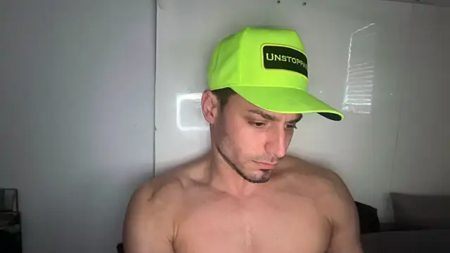 hot shot 13 online show from March 19, 2026, 7:51 pm