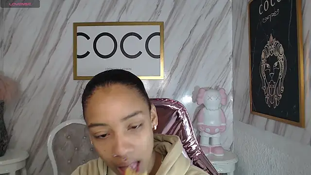 Violeth b online show from February 11, 2025, 12:48 pm