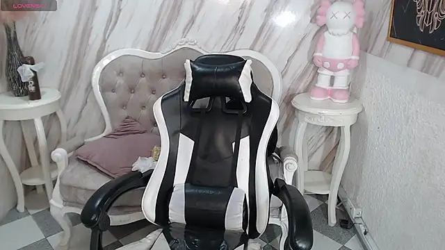 Violeth b online show from March 18, 2025, 12:36 pm