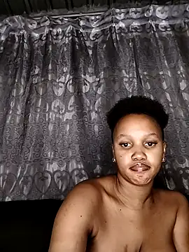 Snapshot of Sego_TeeTee chatting on April 5, 2026, 11:24 pm Sego TeeTee online show from April 5, 2026, 11:24 pm