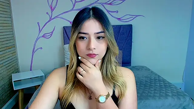 Snapshot of DahliaMoore chatting on December 17, 2024, 12:22 pm DahliaMoore online show from December 17, 2024, 12:22 pm