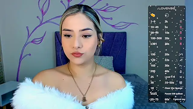 Snapshot of DahliaMoore chatting on December 27, 2024, 12:56 pm DahliaMoore online show from December 27, 2024, 12:56 pm