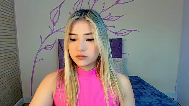 Snapshot of DahliaMoore chatting on January 5, 2025, 1:47 pm DahliaMoore online show from January 5, 2025, 1:47 pm