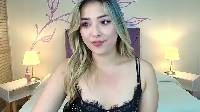 Snapshot of DahliaMoore chatting on March 9, 2025, 6:17 am DahliaMoore online show from March 9, 2025, 6:17 am