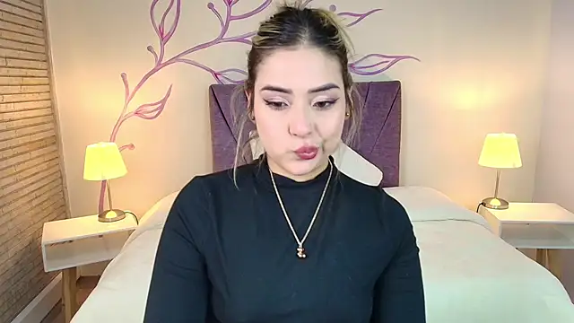 Snapshot of DahliaMoore chatting on March 11, 2025, 11:04 pm DahliaMoore online show from March 11, 2025, 11:04 pm