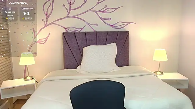 Snapshot of DahliaMoore chatting on March 15, 2025, 7:38 pm DahliaMoore online show from March 15, 2025, 7:38 pm